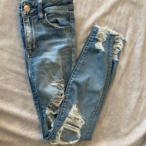 American eagle distressed jeans